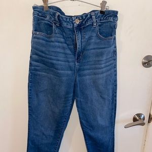 American Eagle Curvy High rise jeans